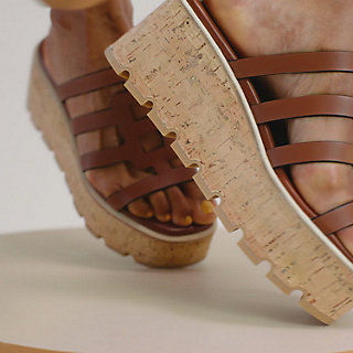 Hermes サンダル Isabella 30 sandal コルク 厚底 直営店包装 定番の冬ギフト Isabella シンプルなデザインが◎】HERMES 30